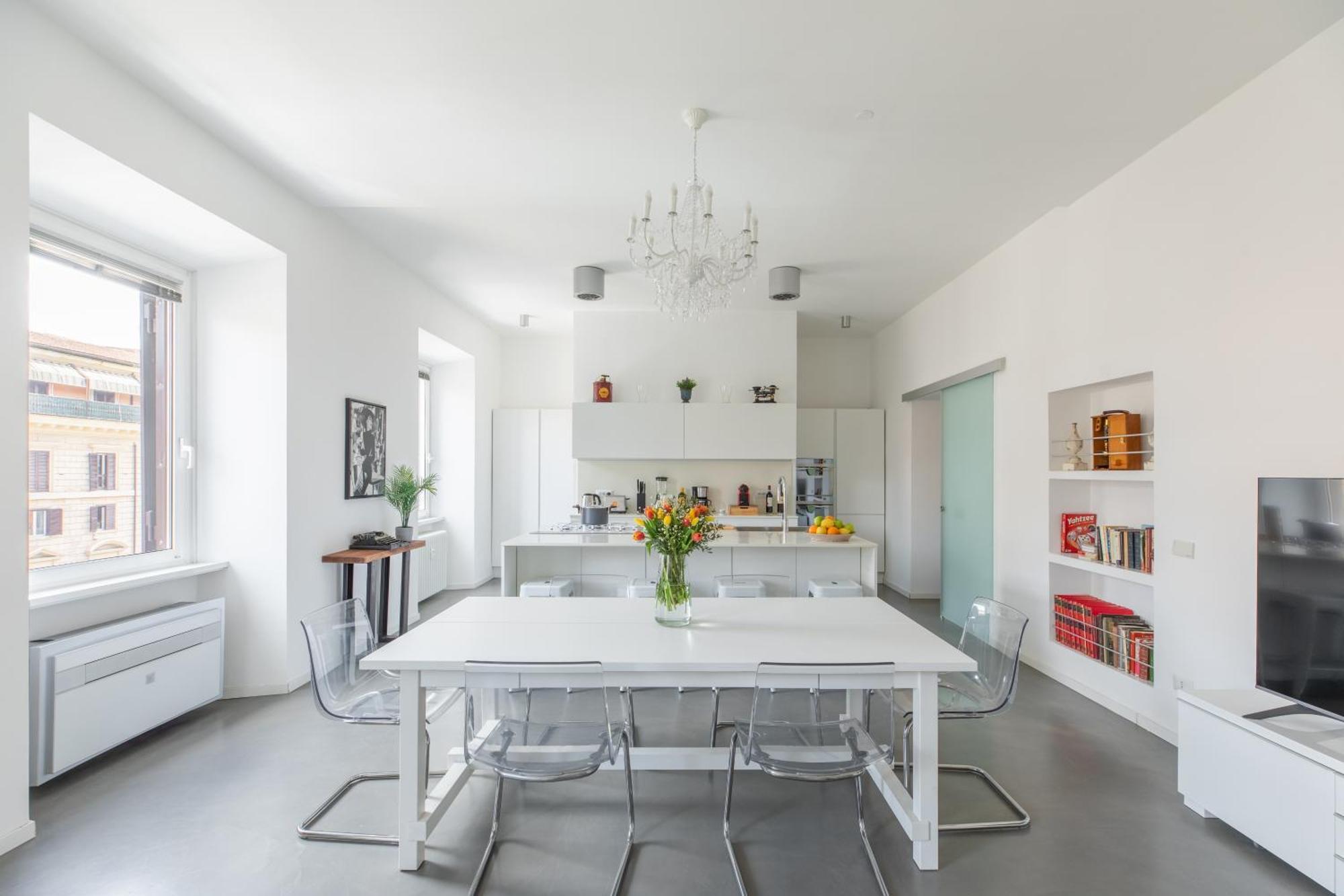 Trastevere Modern 4br 4baths, Wifi, Ac, Custom Kitchen, Living *