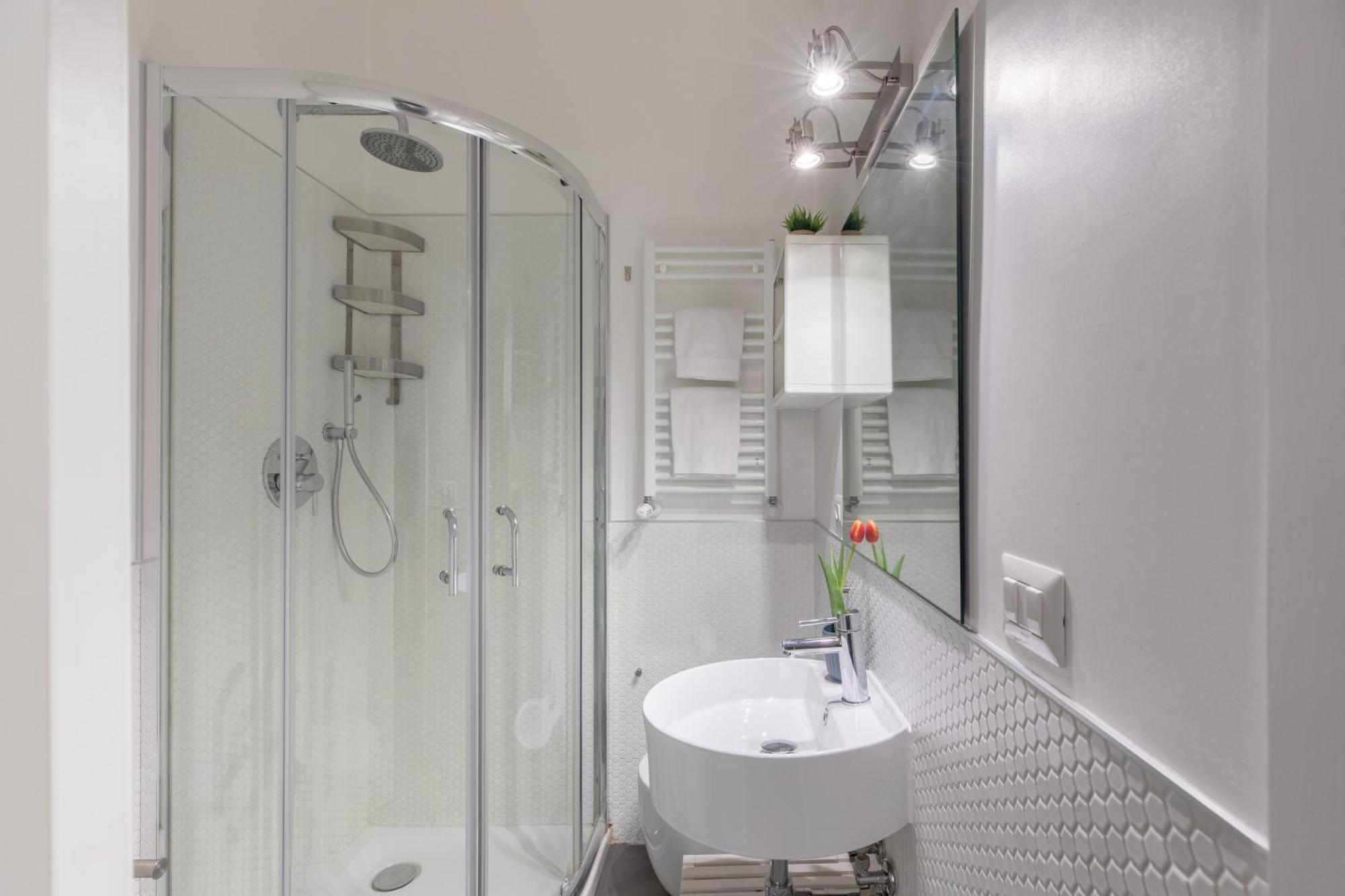 Apartment Trastevere Modern 4br 4baths, Wifi, Ac, Custom Kitchen, Living