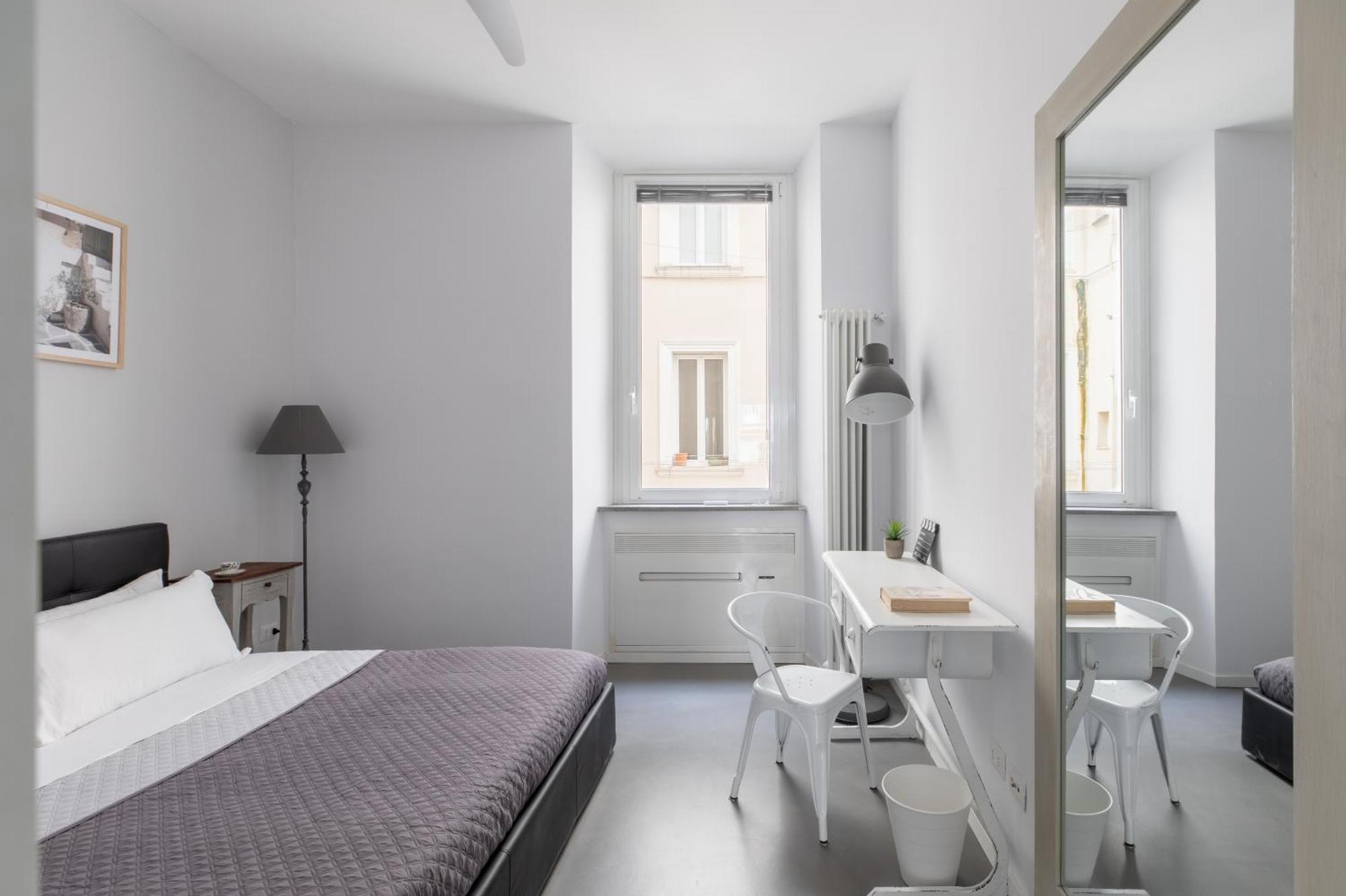 Trastevere Modern 4br 4baths, Wifi, Ac, Custom Kitchen, Living Apartment