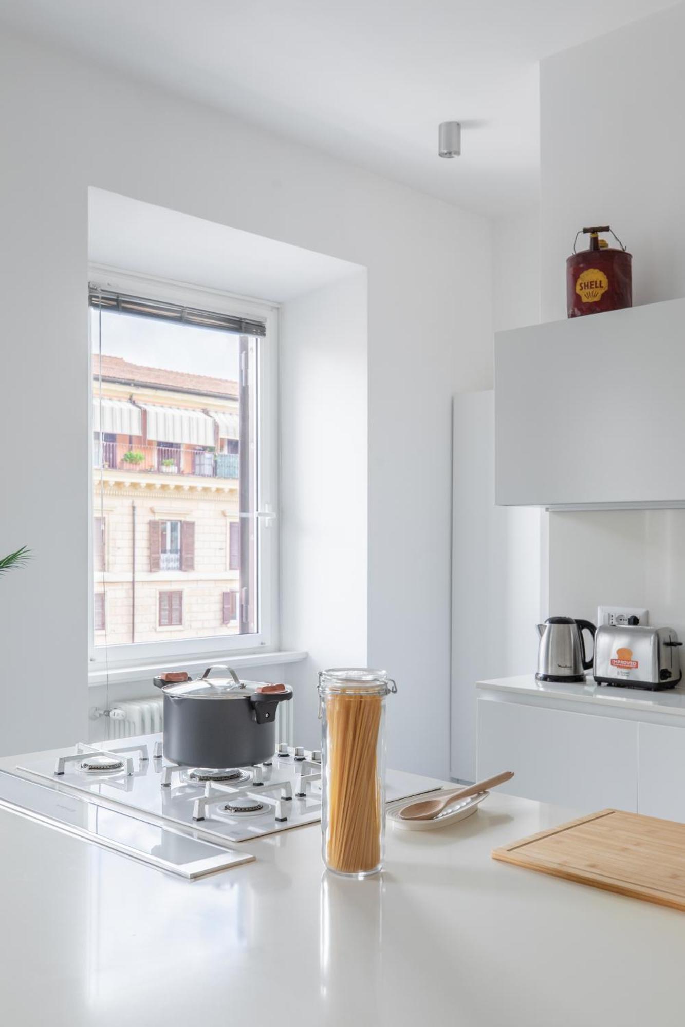 Apartment Trastevere Modern 4br 4baths, Wifi, Ac, Custom Kitchen, Living