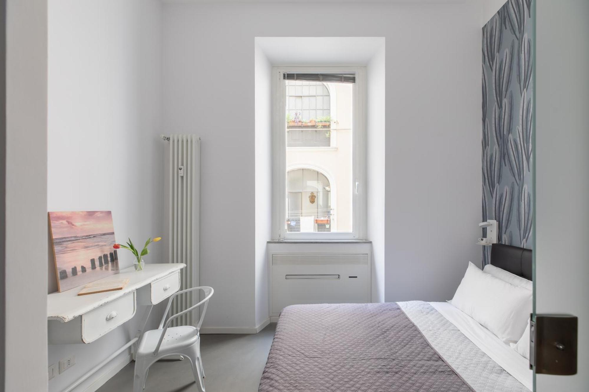 Trastevere Modern 4br 4baths, Wifi, Ac, Custom Kitchen, Living Rom