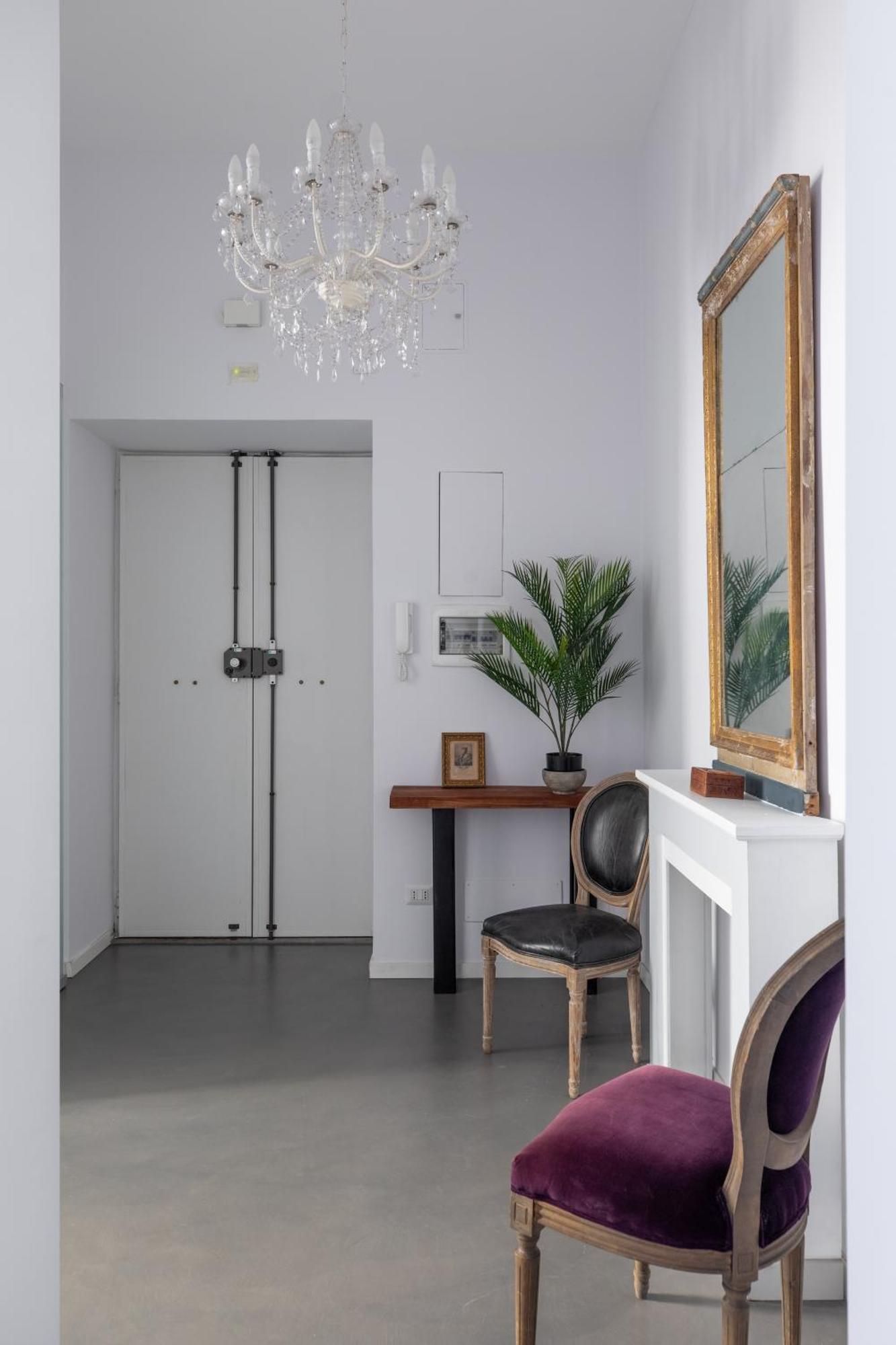 Trastevere Modern 4br 4baths, Wifi, Ac, Custom Kitchen, Living *