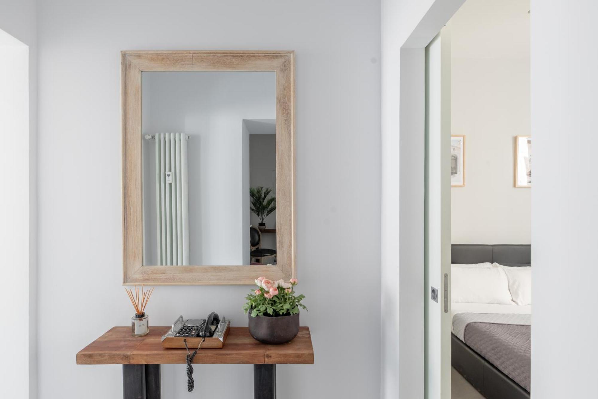 Apartment Trastevere Modern 4br 4baths, Wifi, Ac, Custom Kitchen, Living Rom