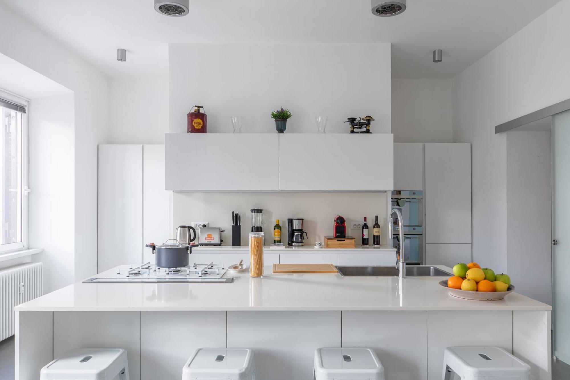 Apartment Trastevere Modern 4br 4baths, Wifi, Ac, Custom Kitchen, Living *